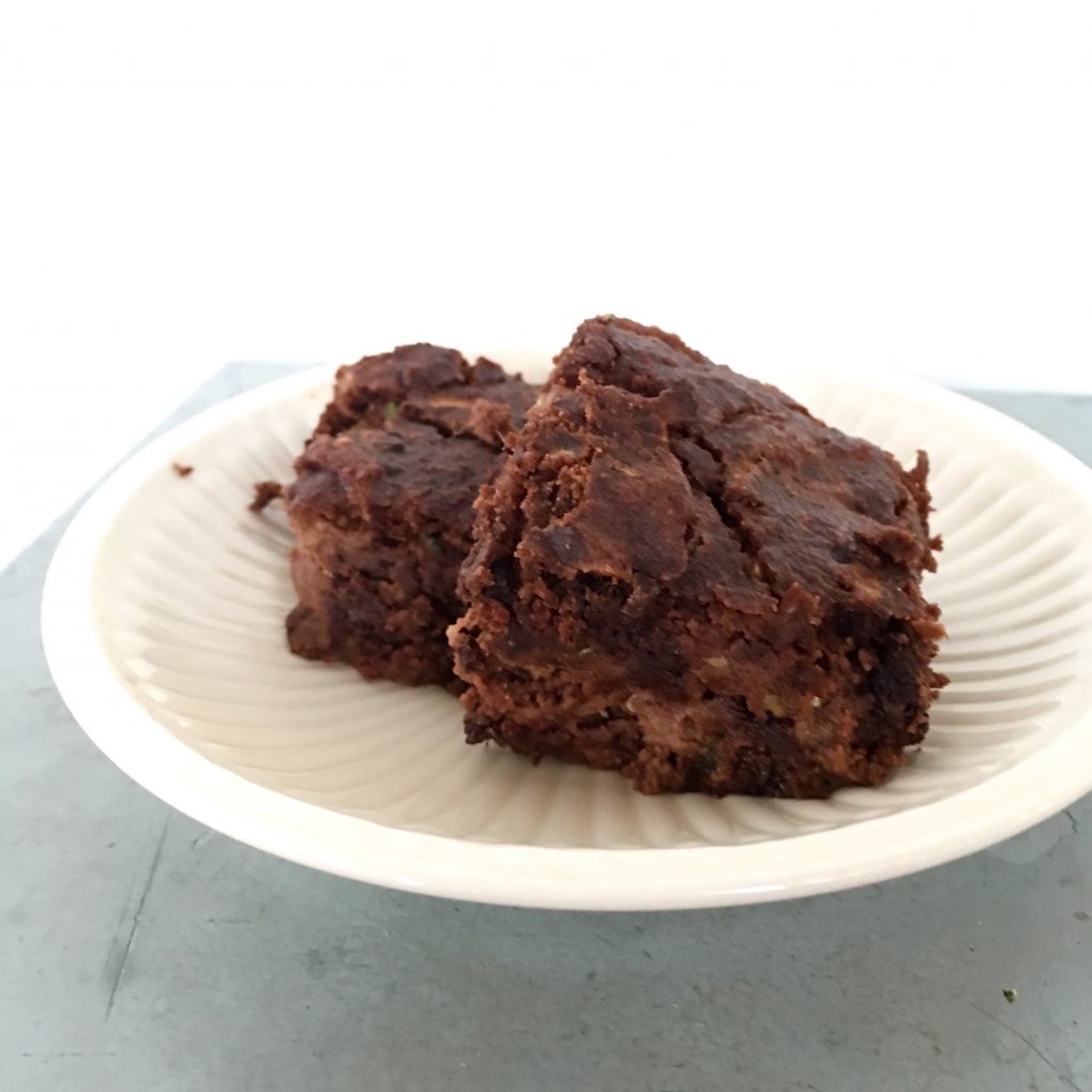 Squash brownie med sjokoladebiter